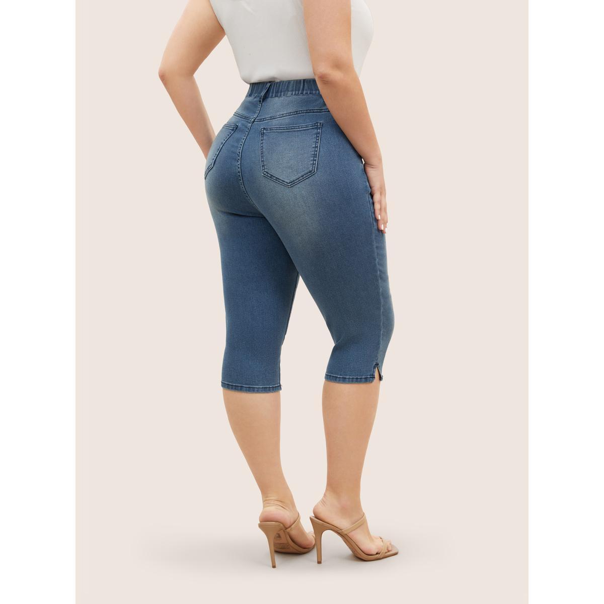 Xersion EverUltra Womens High Rise 23" Cropped Legging Product Image