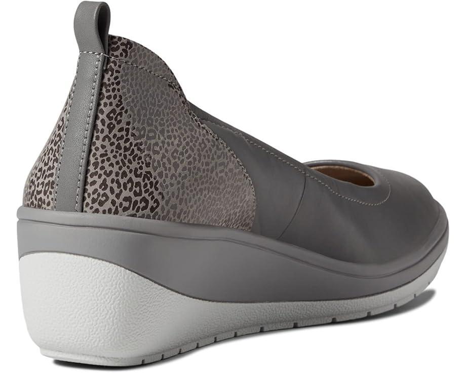 Willa Wedge Product Image