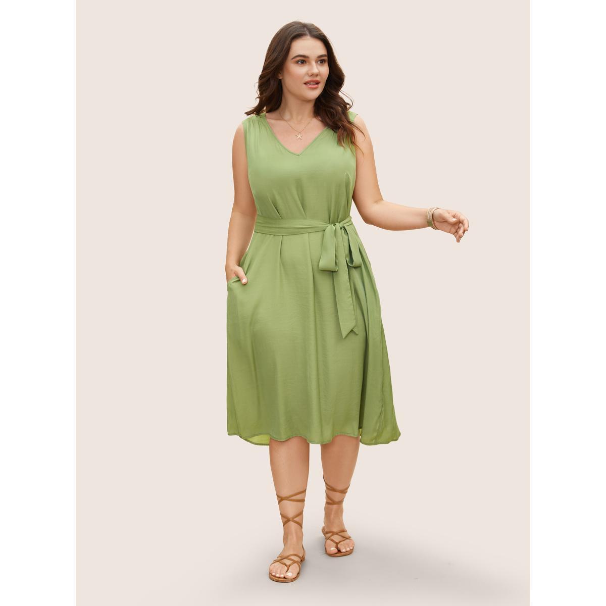 Plus Size Solid Back Cut Out Belted Dress Palemauve Women Resort Belted V-neck Sleeveless Curvy BloomChic 26/4X Product Image