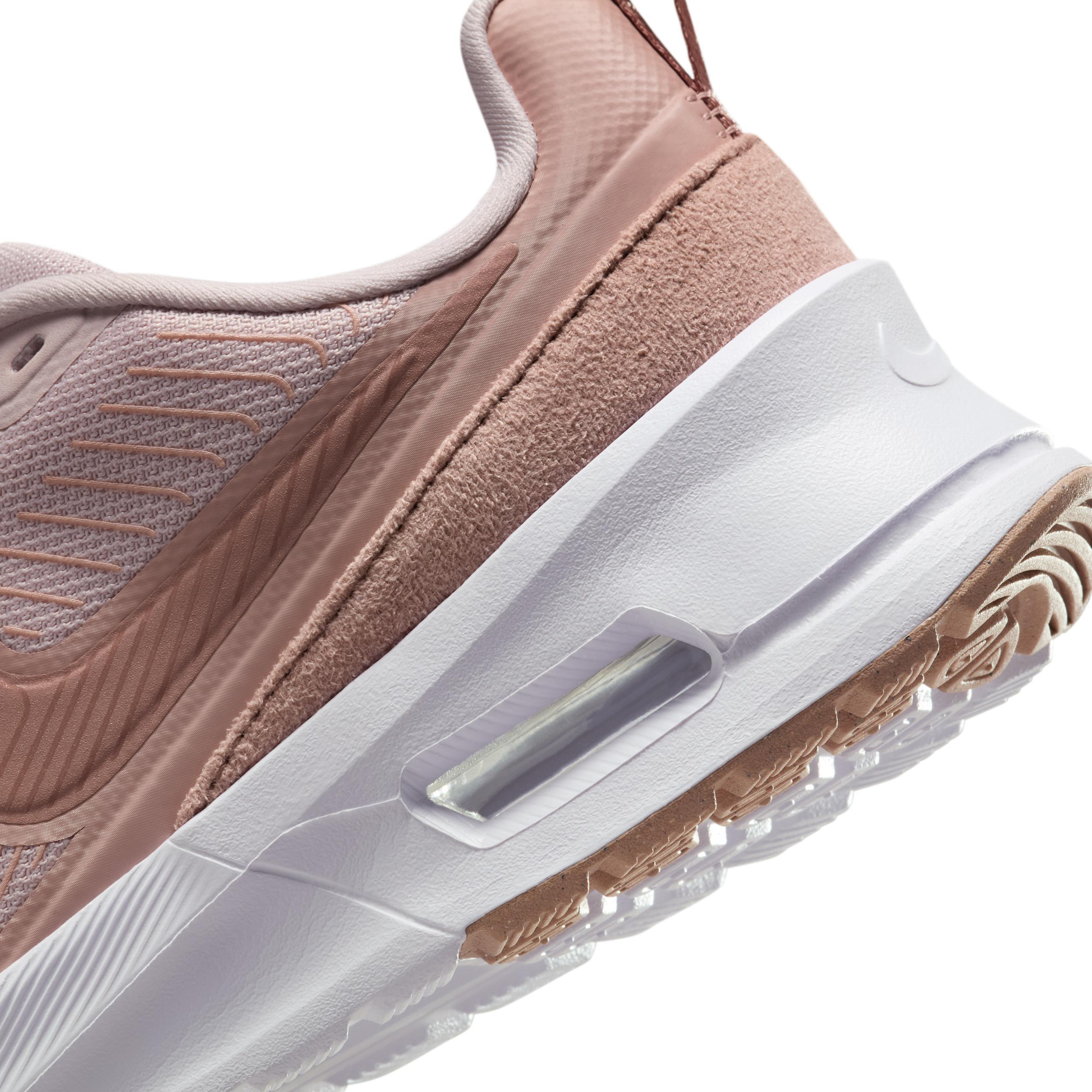 Nike Women's Air Max Nuaxis Shoes Product Image