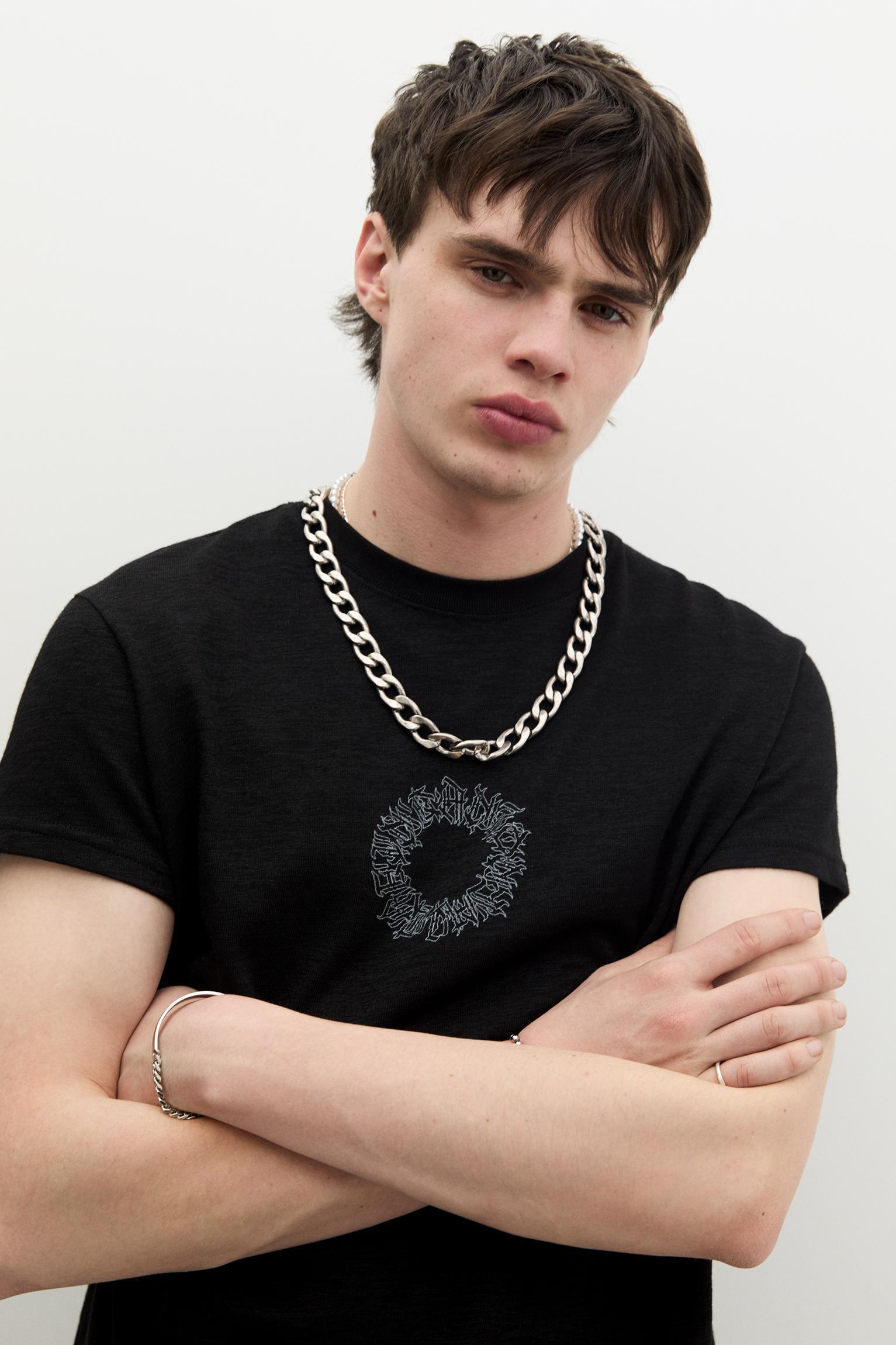 Cropped slim fit STWD T-shirt with gothic graphic Product Image