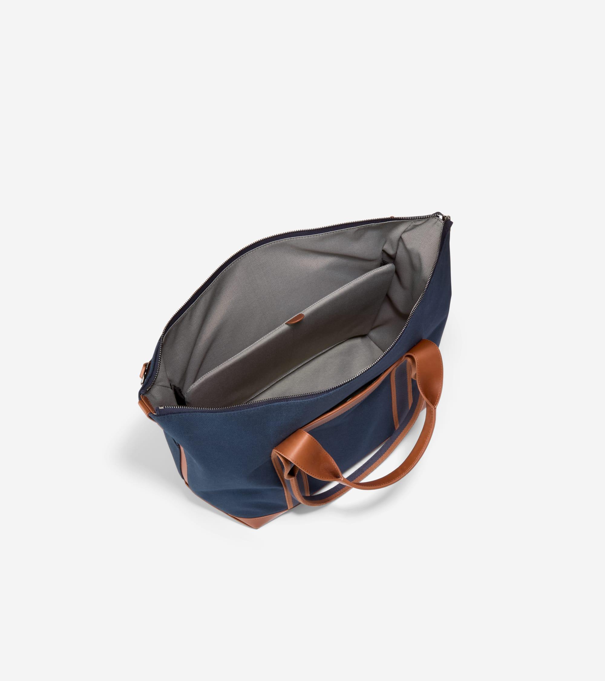 Men's Central Sling Bag Product Image