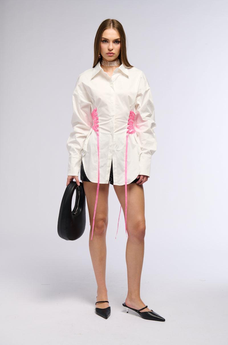 DID ME WRONG BUTTON DOWN BLOUSE Product Image