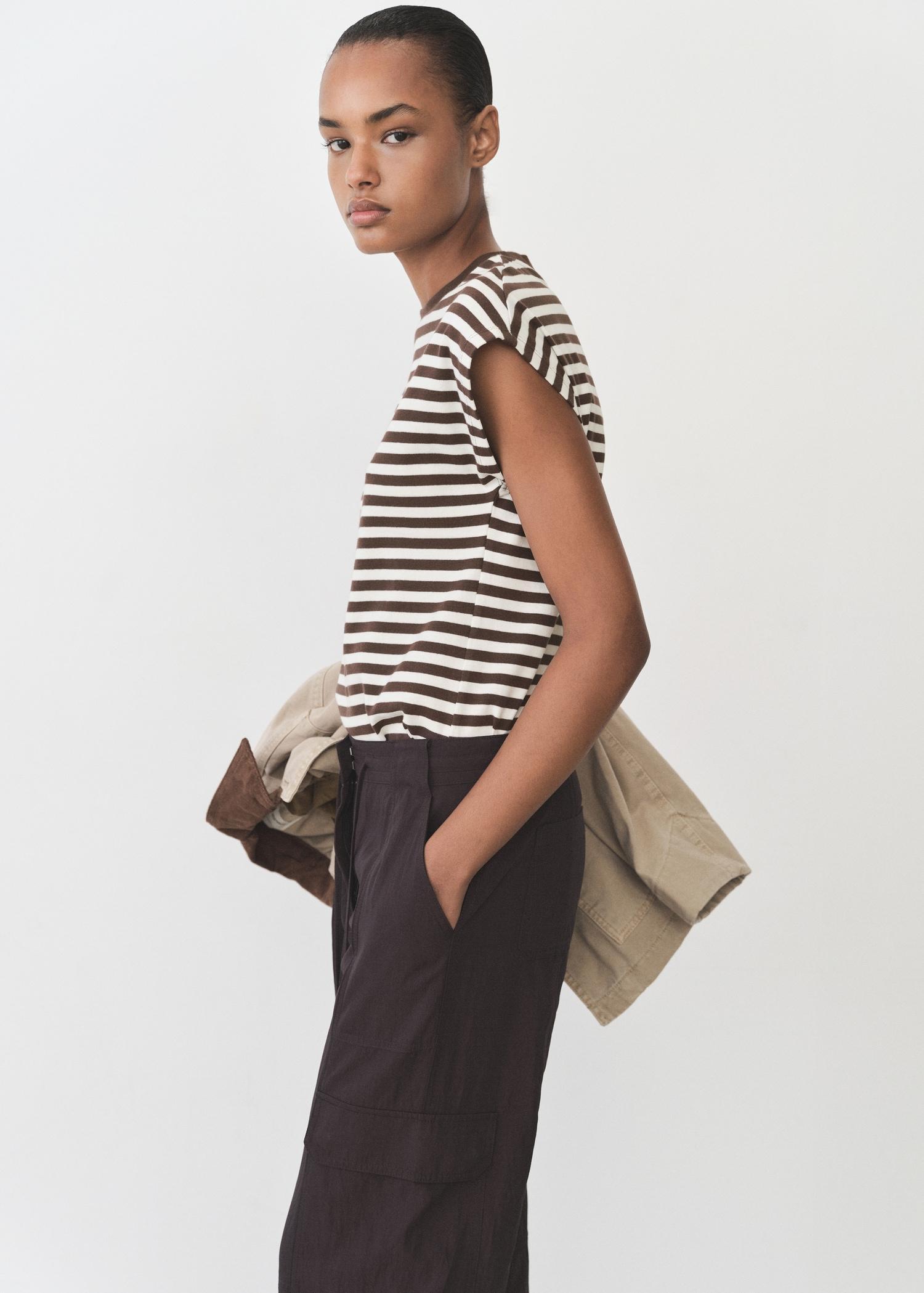 Striped short-sleeved t-shirt - Women | MANGO USA Product Image