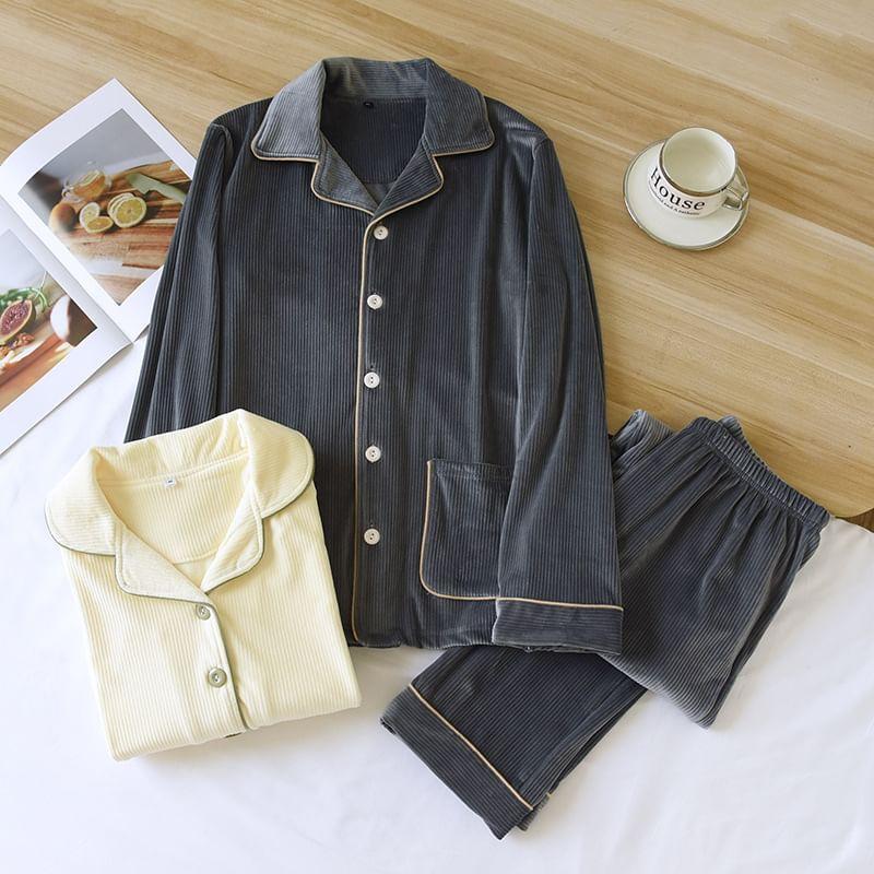 Couple Matching Contrast Trim Pajama Set Product Image