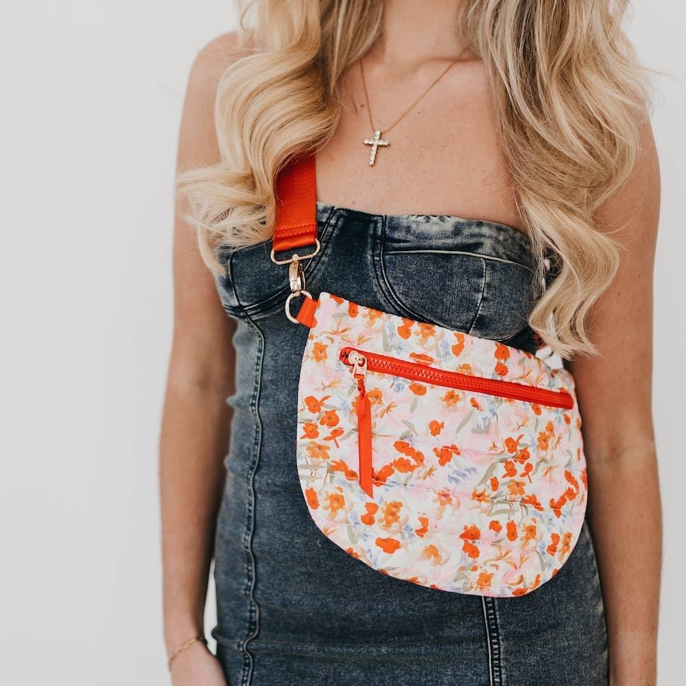 JOLIE PUFFER BELT BAG Product Image