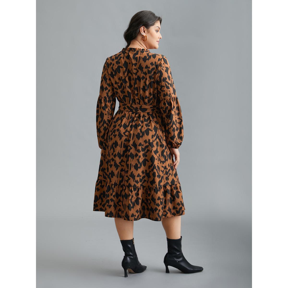 Plus Size Leopard Print Stretchy Waist Belted Dress Yellowishbrown Women Elegant Belted Stand-up collar Long Sleeve Curvy BloomChic 26/4X Product Image