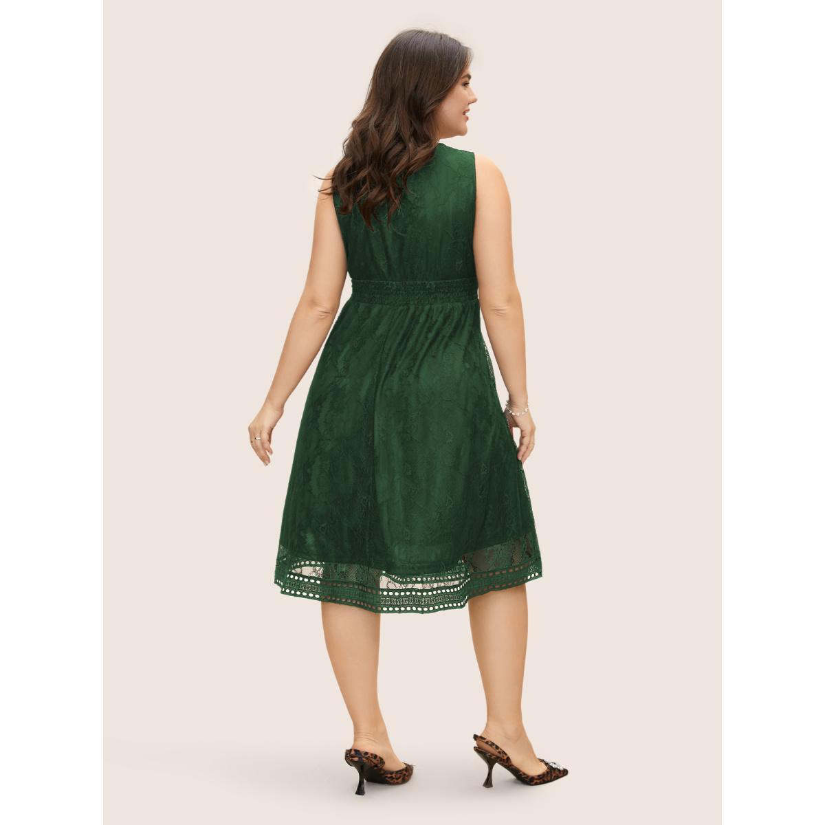 Plus Size Crochet Lace Mesh Pocket Tank Dress DarkGreen Women Cocktail Woven ribbon&lace trim V-neck Sleeveless Curvy BloomChic 14-16/1X Product Image
