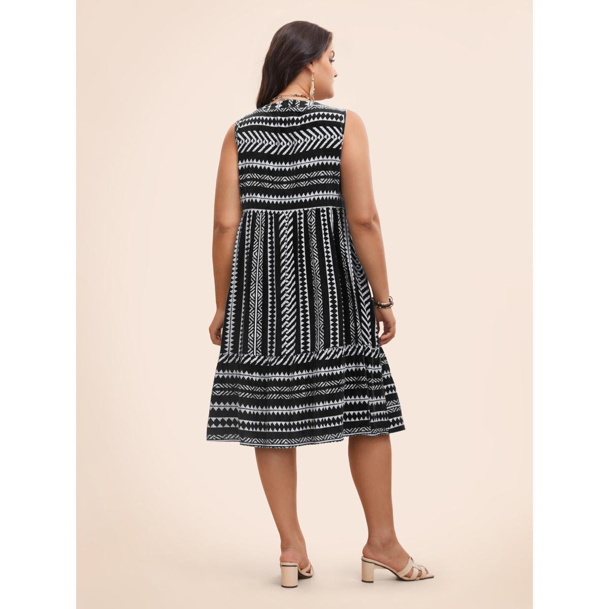 Plus Size Striped Geometric Pocket Ruffle Hem Sleeveless Tank Dress Black Women Casual Non V-neck Sleeveless Curvy BloomChic 10/M Product Image
