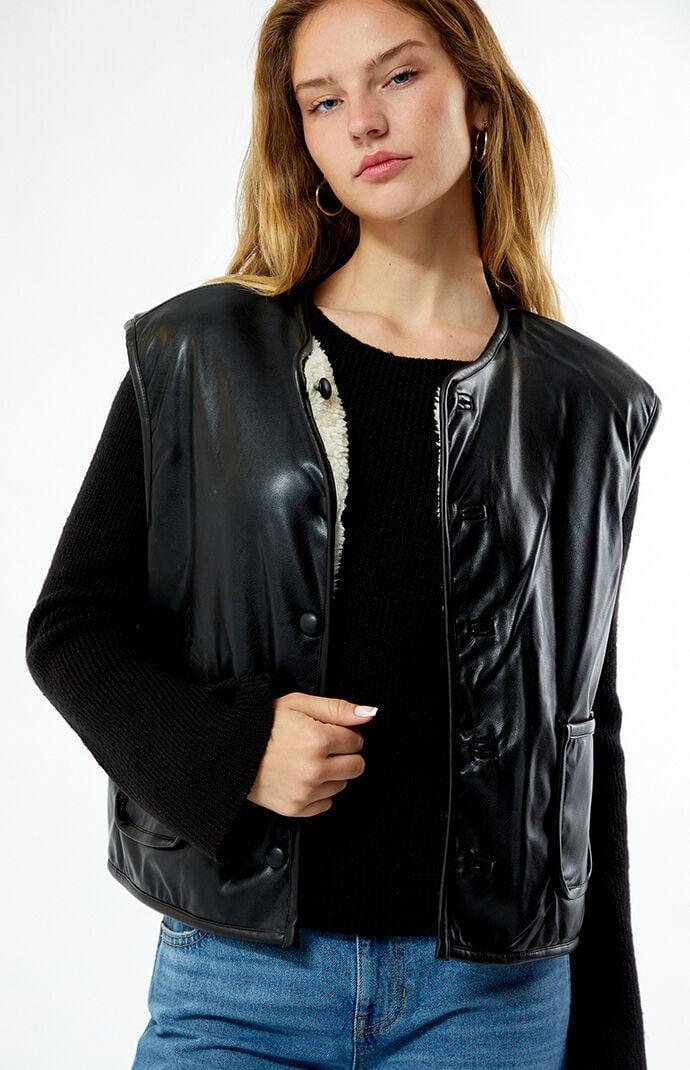 WEWOREWHAT Women's Sherpa Reversible Vest Product Image
