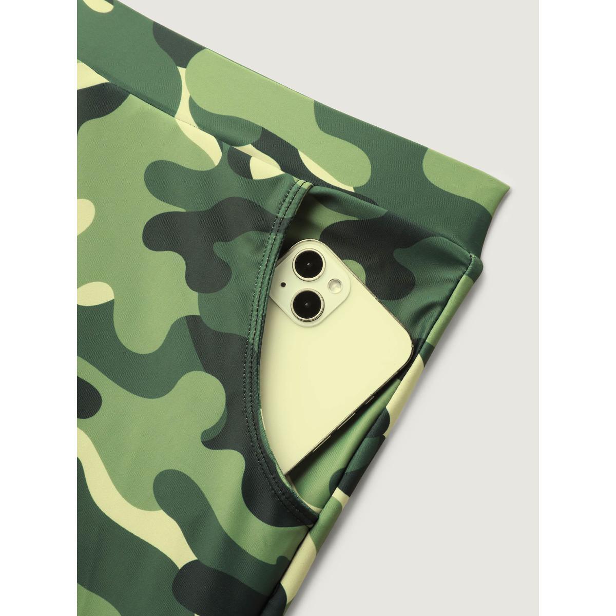 Plus Size Camouflage Print Pockets Swim Bottoms Women's Swimwear ArmyGreen Beach Contrast High stretch Skinny Mid Rise Side seam pocket Curve Swim Bottoms BloomChic 18-20/2X Product Image