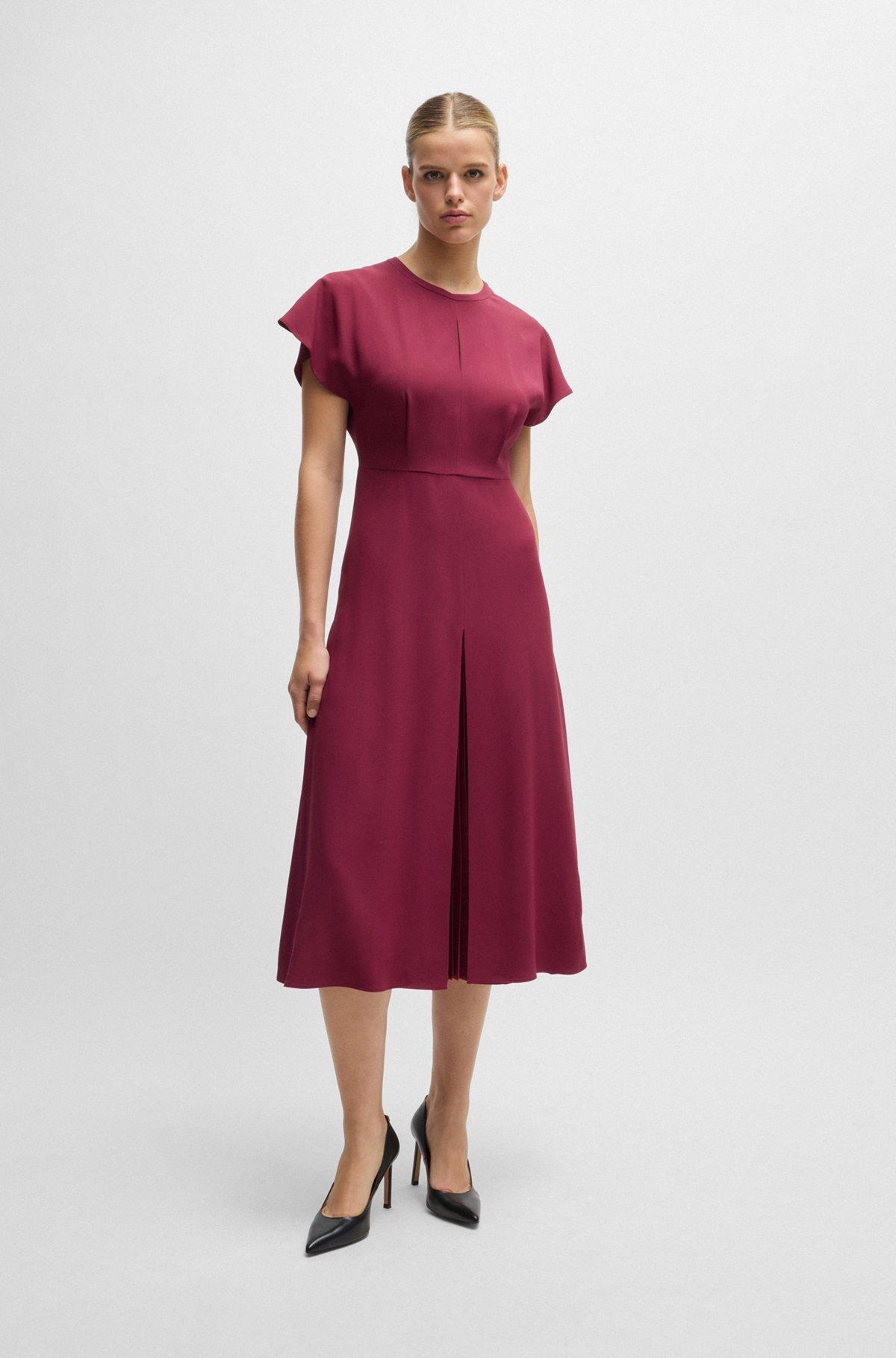 Keyhole-neckline dress with plissé insert Product Image
