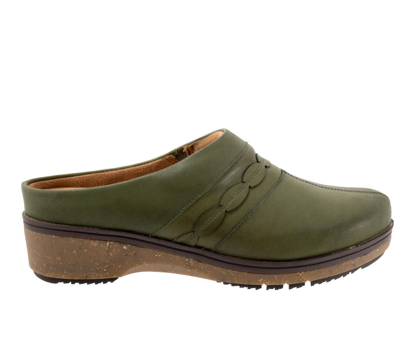 Women's Softwalk Amber 3.0 Clogs Product Image