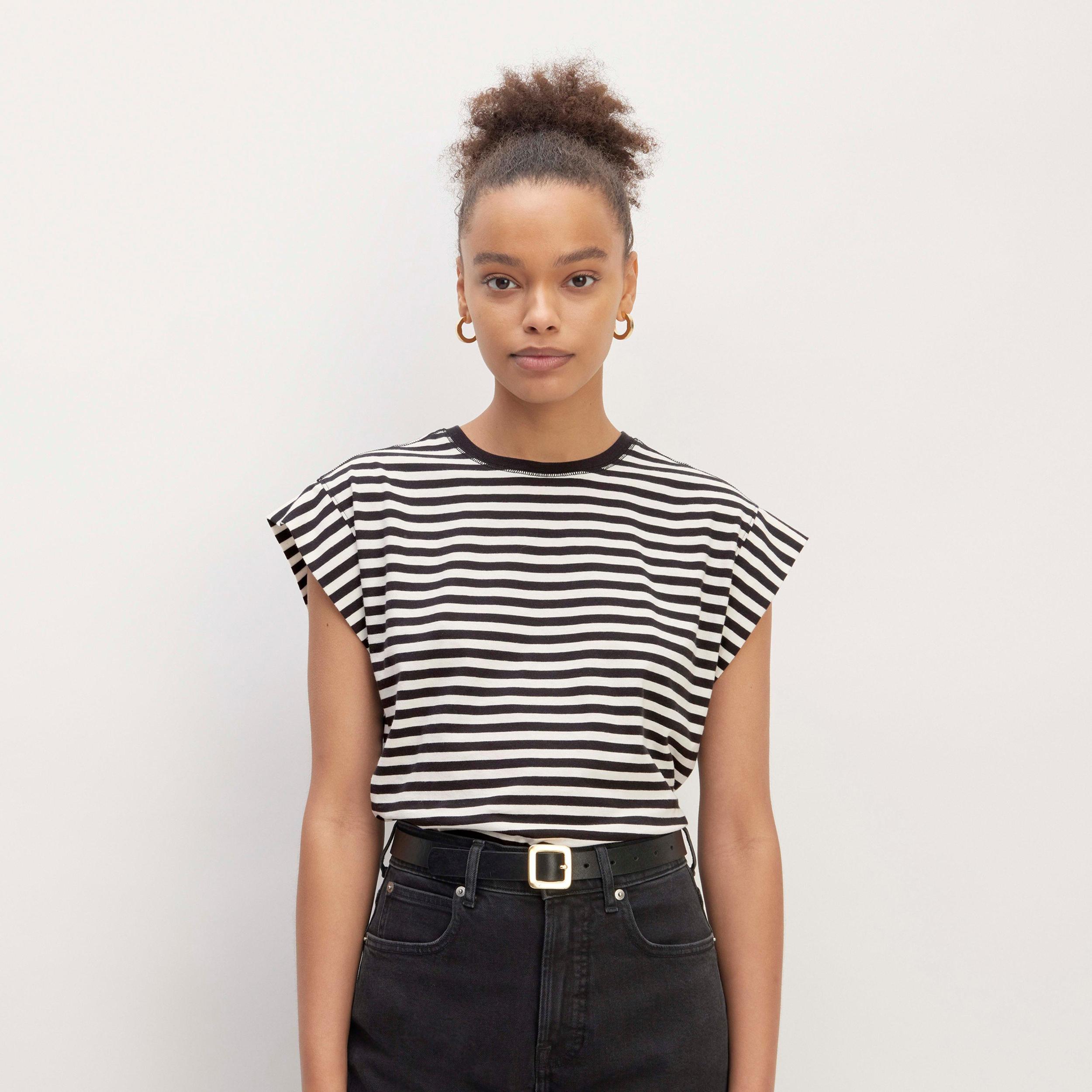 The Muscle Tee in Essential Cotton Product Image