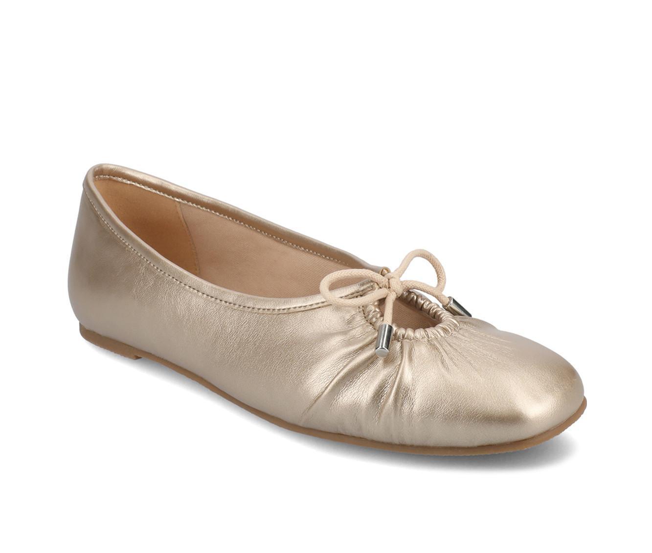 Women's Journee Collection Callee Flats Product Image