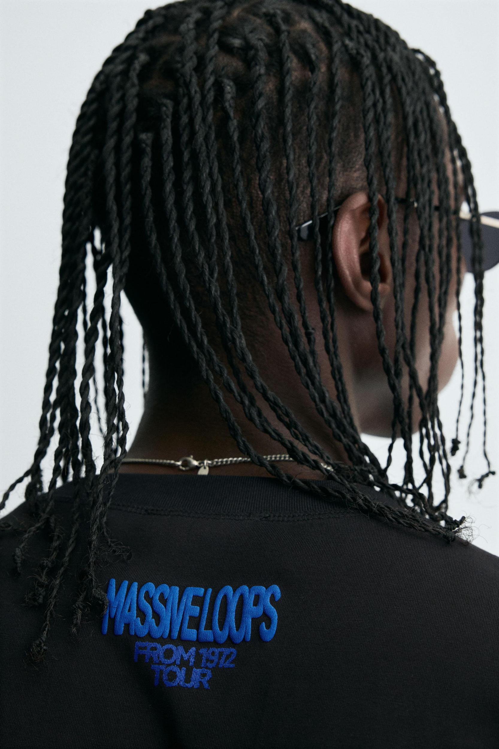 GRAPHIC TEXT T-SHIRT Product Image