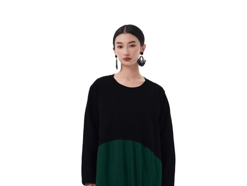 Long-Sleeve Round Neck Color Block Mesh Panel Midi T-Shirt Dress Product Image