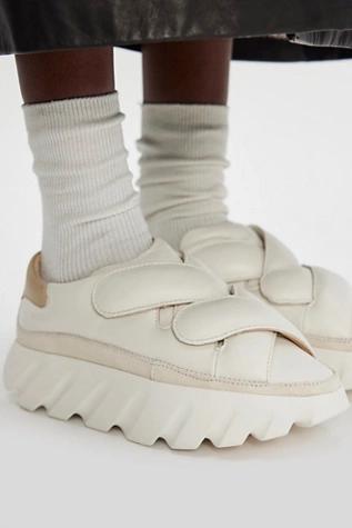Tura Lucky Sneakers Product Image