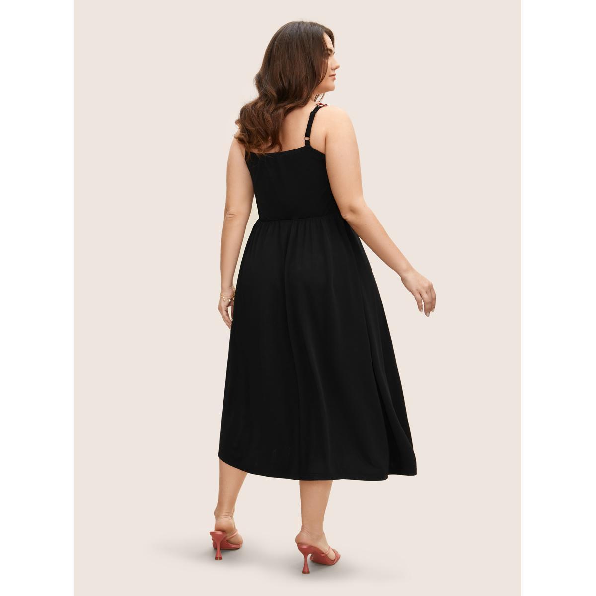 Plus Size Floral Embroidered Pocket Midi Cami Dress Black Women Elegant Embroidered Heart neckline Sleeveless Curvy BloomChic 14-16/1X Product Image