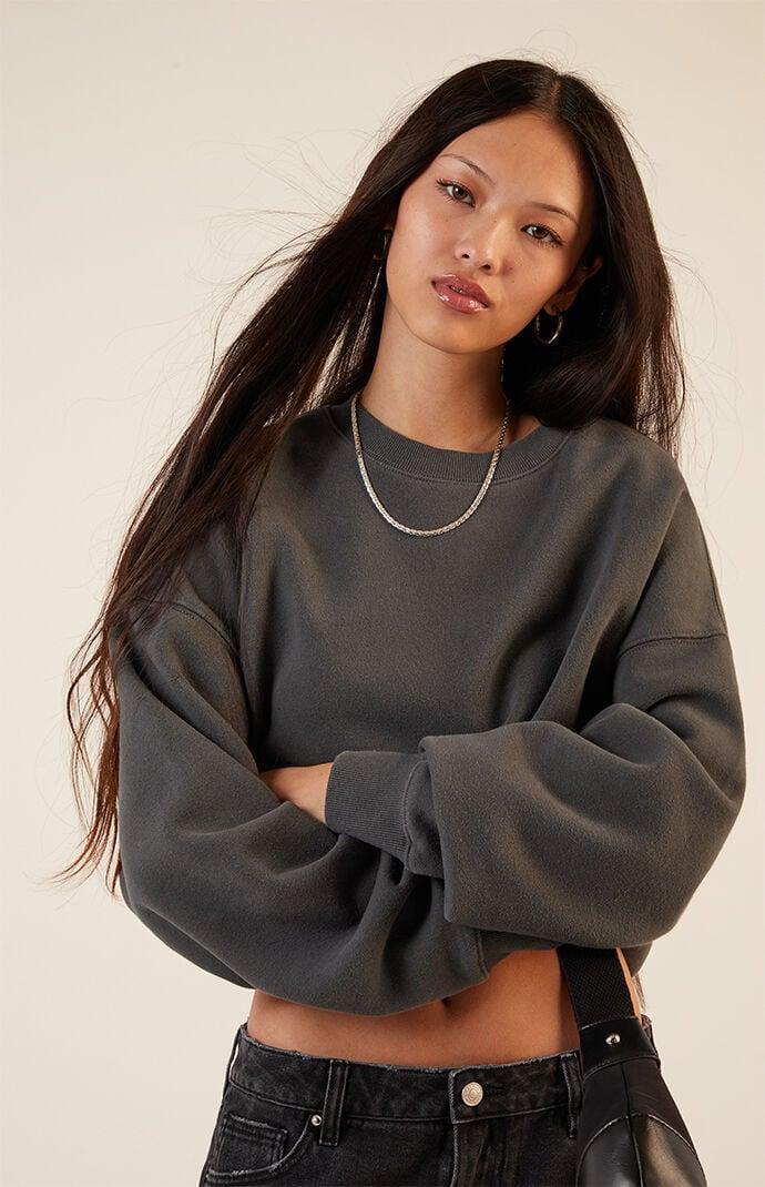 Women's Core Washed Crew Neck Sweatshirt Product Image