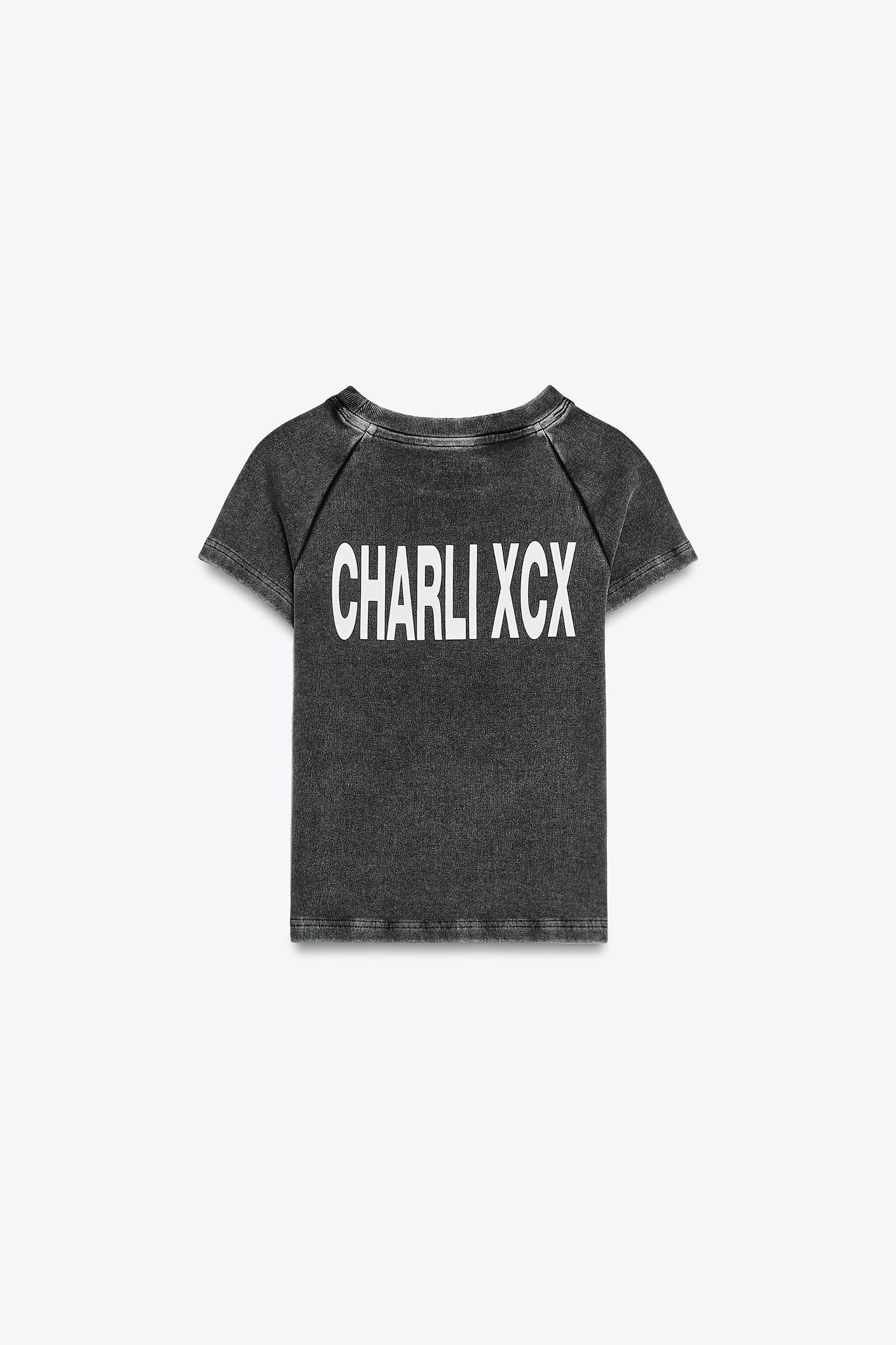 CHARLI XCX© WASHED EFFECT T-SHIRT Product Image