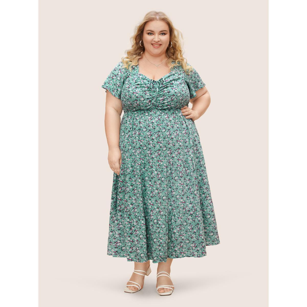 Plus Size Ditsy Floral Sweetheart Drawstring Pocket Tiered Dress Mint Women Elegant Non V-neck Short sleeve Curvy Midi Dress BloomChic 10/M Product Image