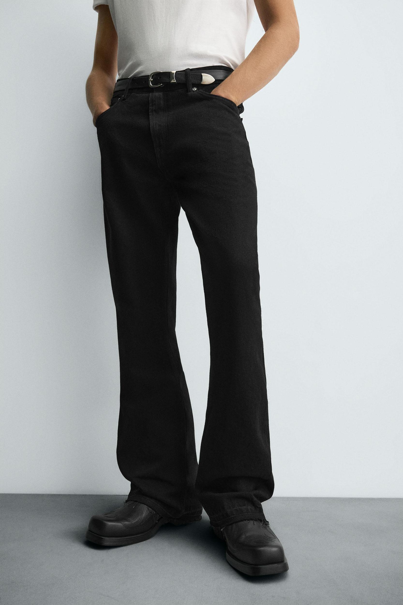 FLARE FIT JEANS Product Image