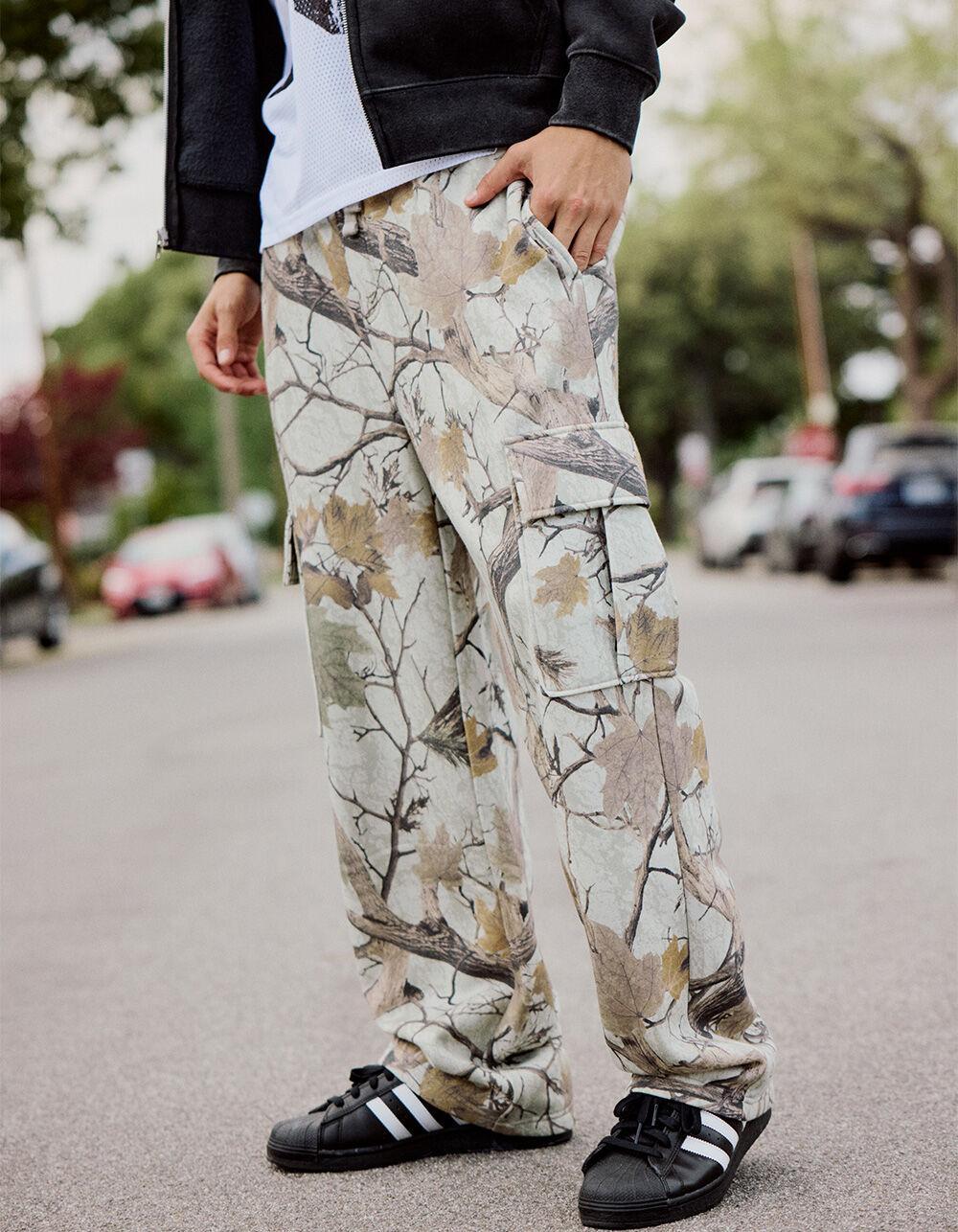 RSQ Mens Baggy Cargo Sweatpants - CAMO BLACK Product Image