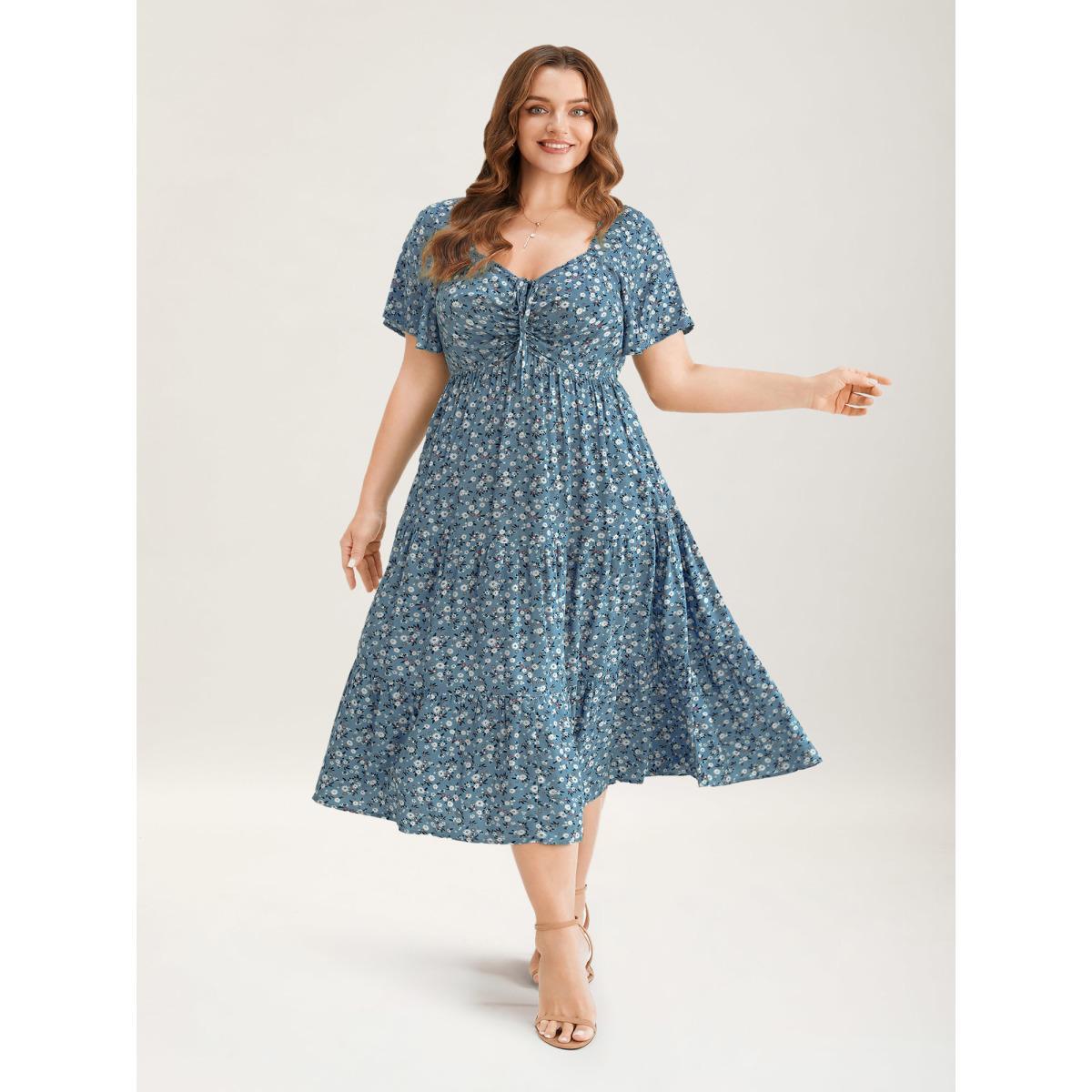 Plus Size Ditsy Floral Sweetheart Drawstring Pocket Tiered Dress Aegean Women Elegant Non V-neck Short sleeve Curvy Midi Dress BloomChic 30/6X Product Image