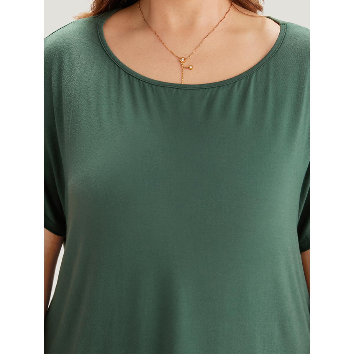 Plus Size Supersoft Essentials Plain Batwing Sleeve Cut Out T-shirt Emerald Women Elegant Plain Plain Round Neck Dailywear T-shirts BloomChic 30/6X Product Image