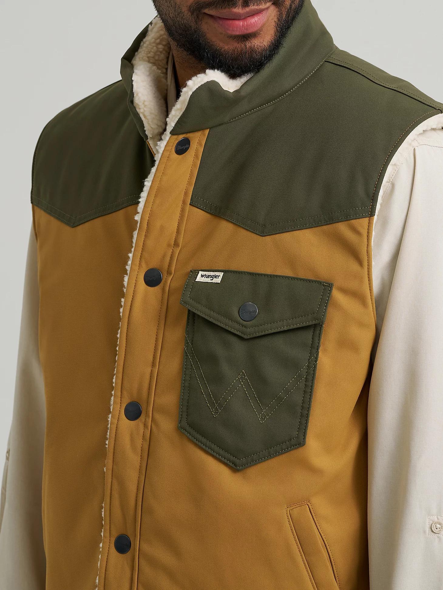 Wrangler All Terrain Gear Men's Tech Wrange Reversible Vest | Men's JACKETS & OUTERWEAR | Wrangler® Product Image