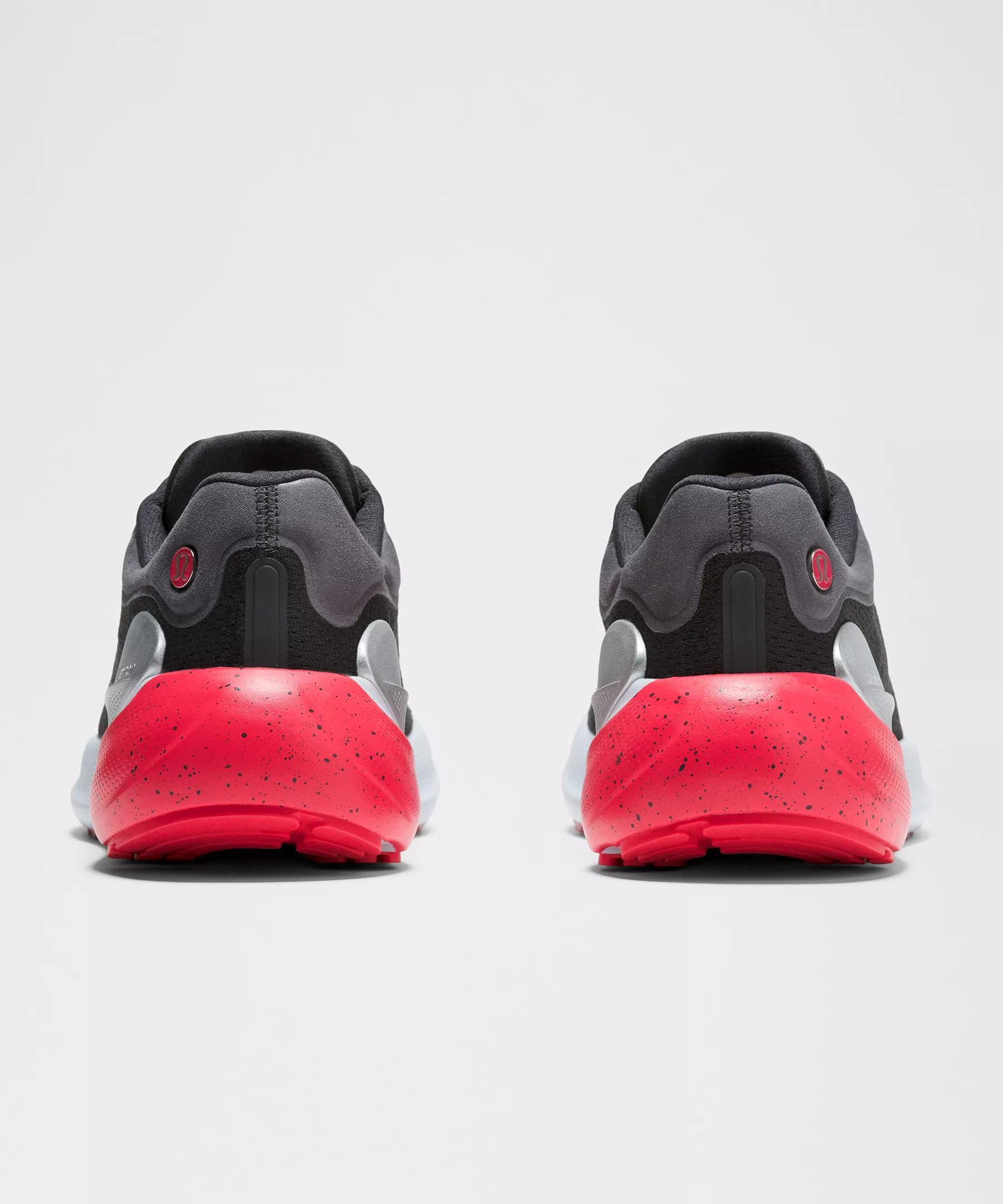 Men's Beyondfeel Running Shoe Product Image