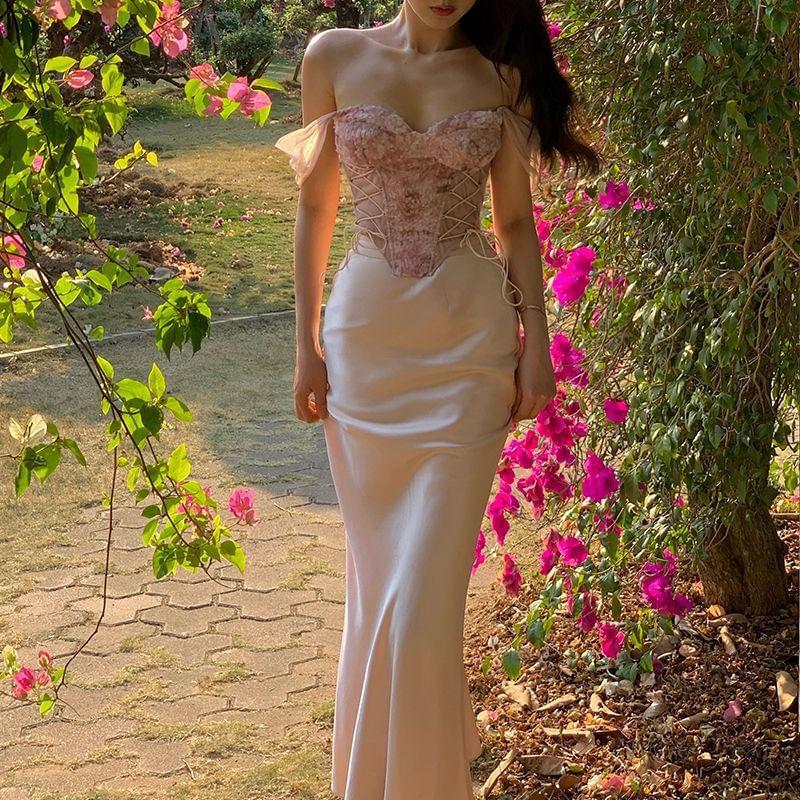 Cap-Sleeve Floral Bustier Top Product Image