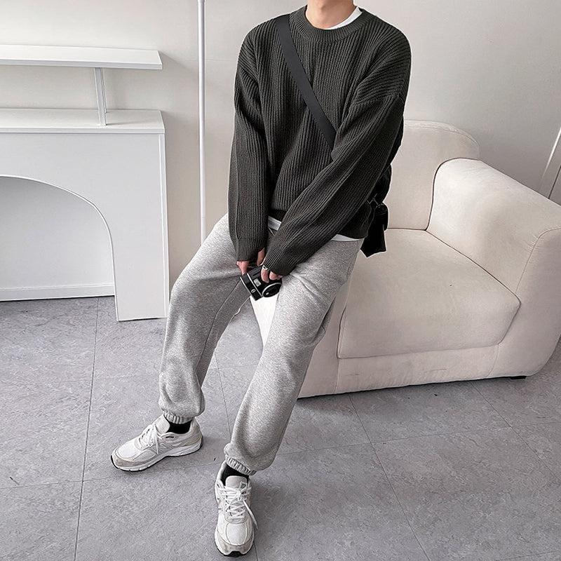 RT No. 6157 KNITTED PULLOVER ROUND NECK SWEATER Product Image