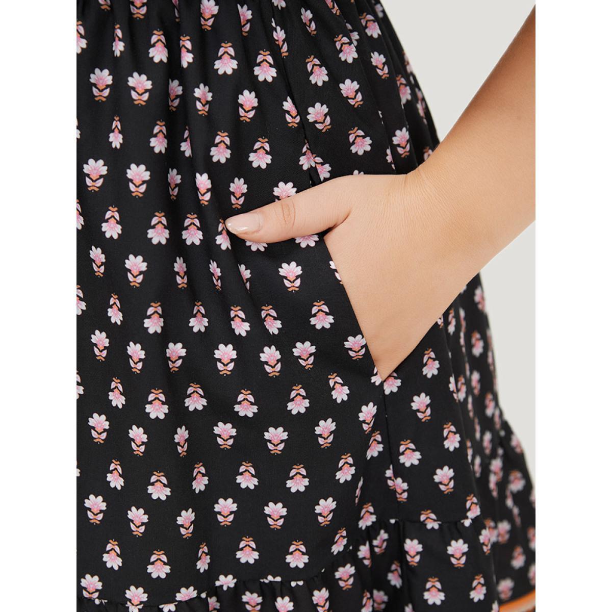 Plus Size Boho Print Contrast Gathered Pocket Ruffles Dress BlackFlower Women Vacation V-neck Short sleeve Curvy Midi Dress BloomChic 18-20/2X Product Image