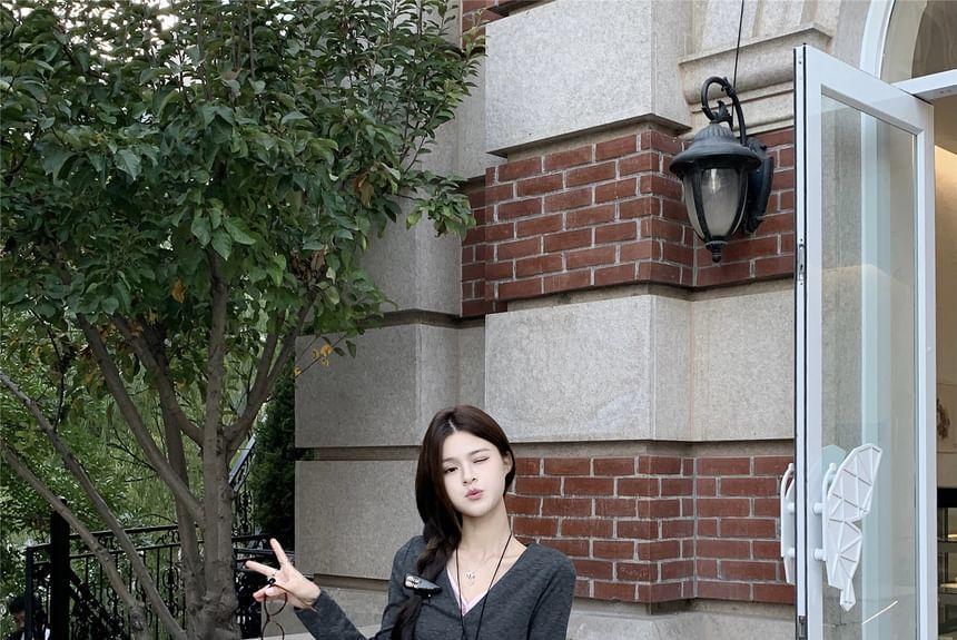 Long-Sleeve V-Neck Mock Two Piece Button Tee / Drawstring Waist Plain Wide Leg Pants Product Image