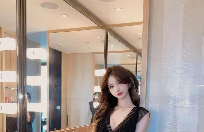 Cap-Sleeve V-Neck Plain Ruffle Trim Mini A-Line Dress Product Image