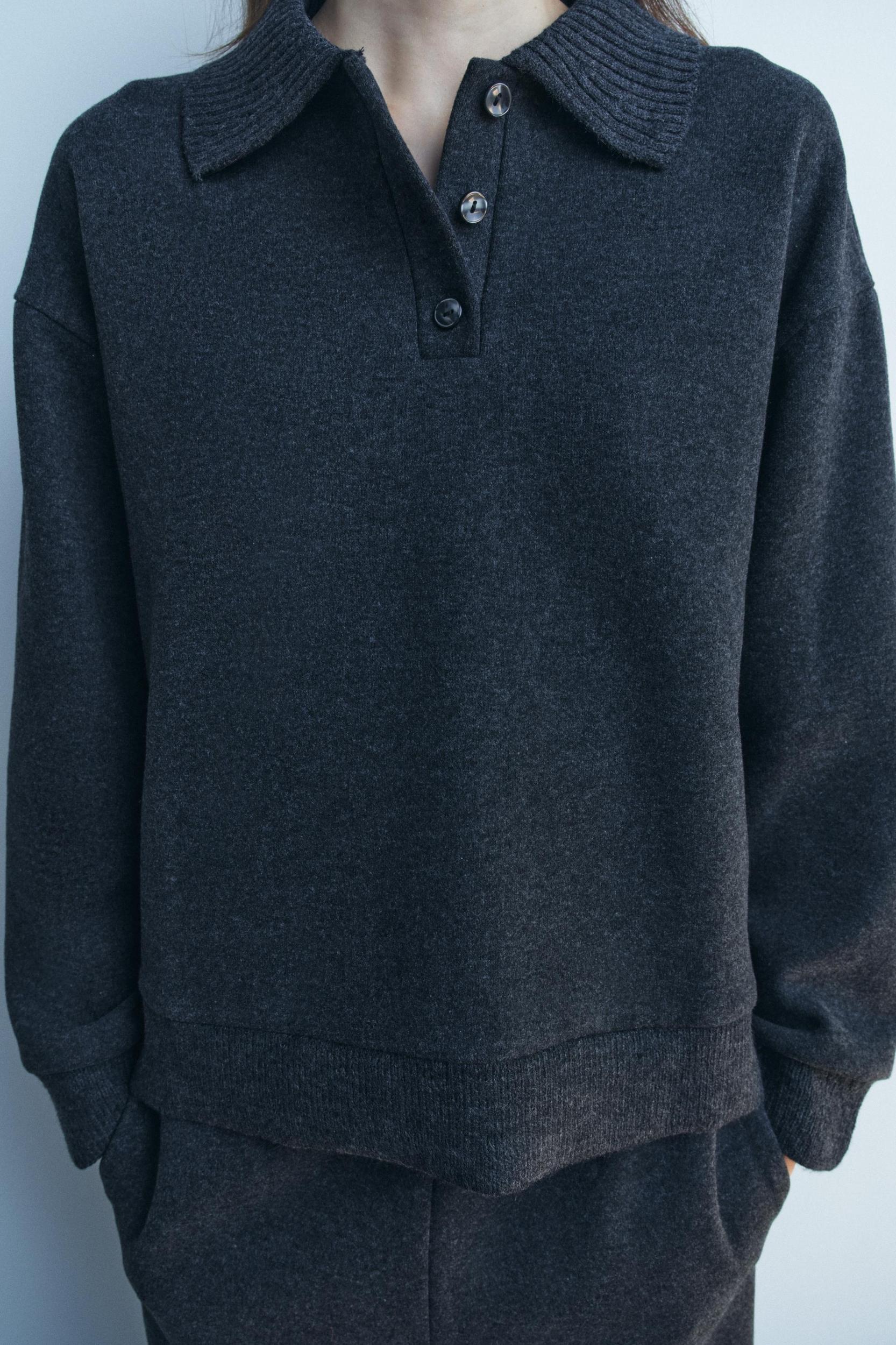 SOFT POLO COLLAR SWEATSHIRT Product Image
