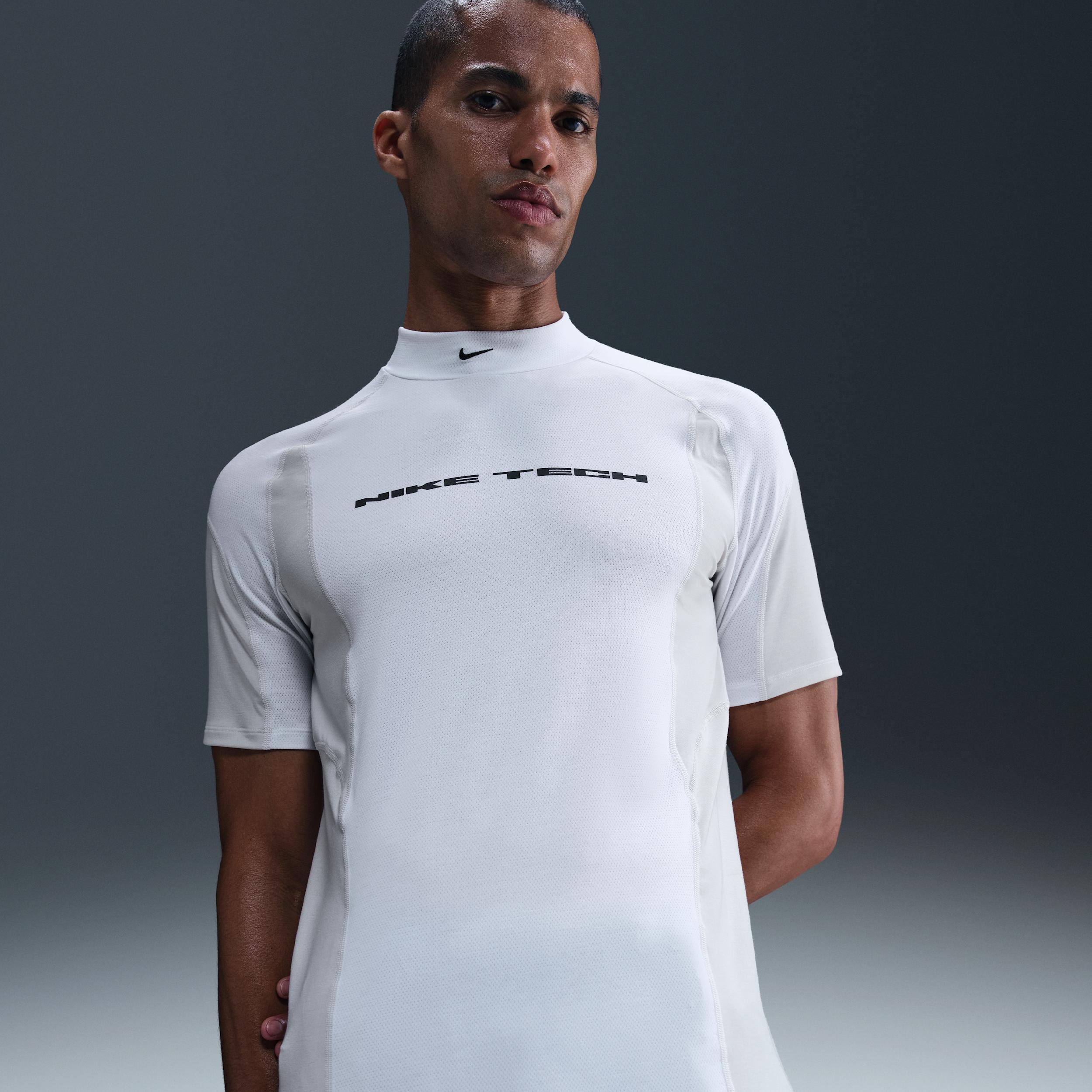 Nike Men's Tech Dri-FIT Short-Sleeve Base Layer Product Image