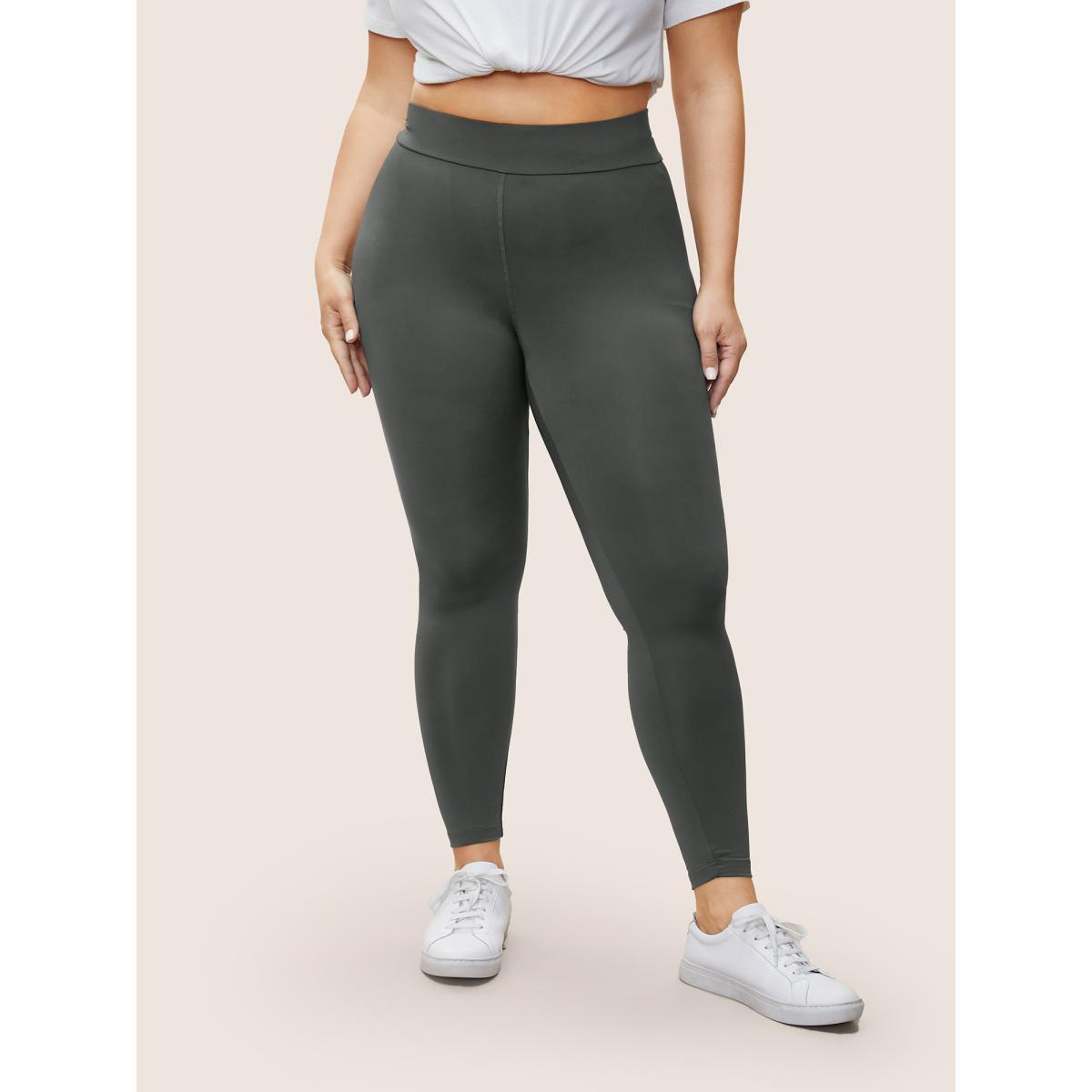 Plus Size Solid Back Crisscross High Rise Skinny Leggings Women DimGray Casual High stretch Skinny High Rise Everyday Leggings BloomChic 26/4X Product Image