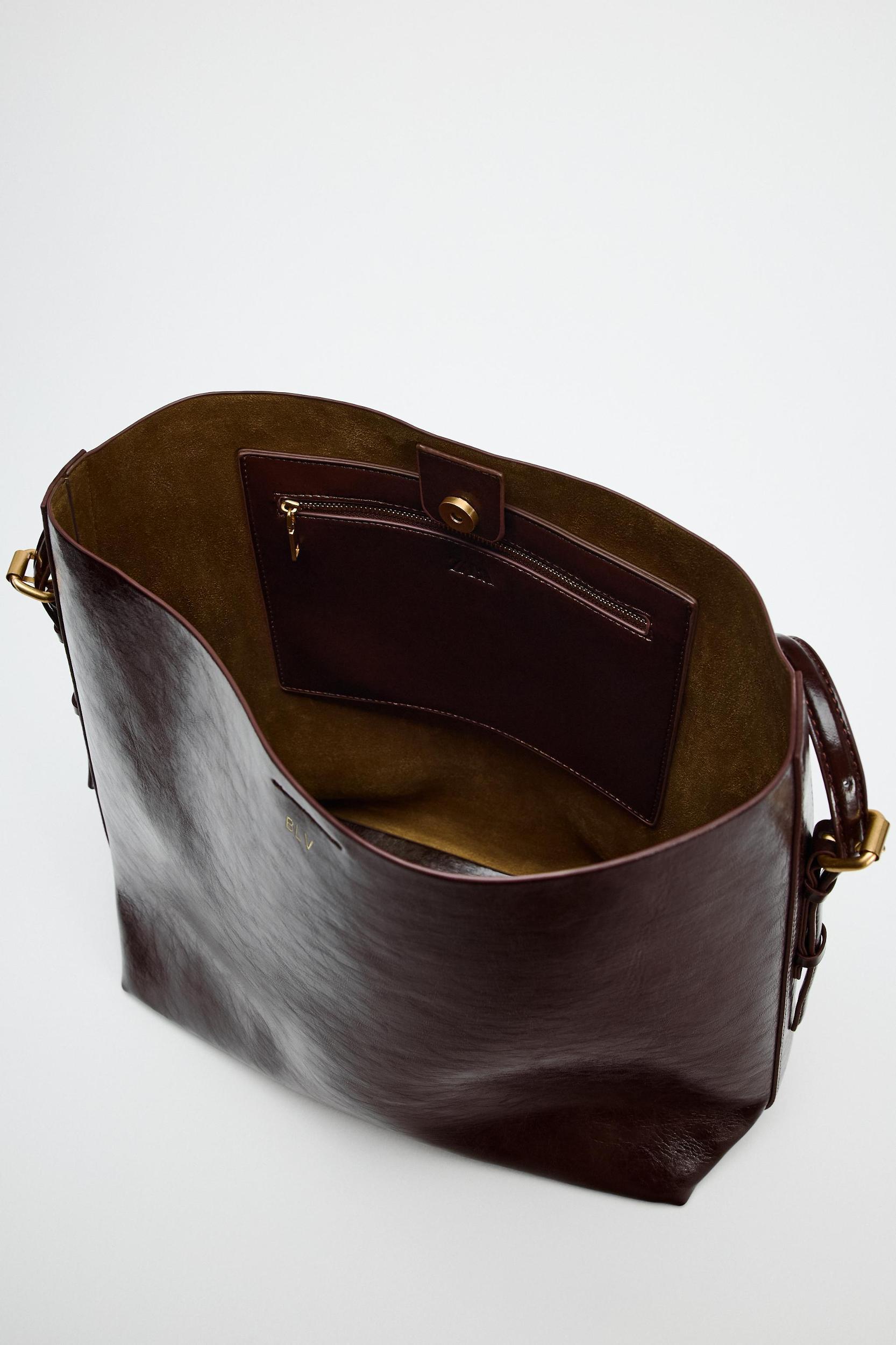 LARGE BUCKET BAG Product Image