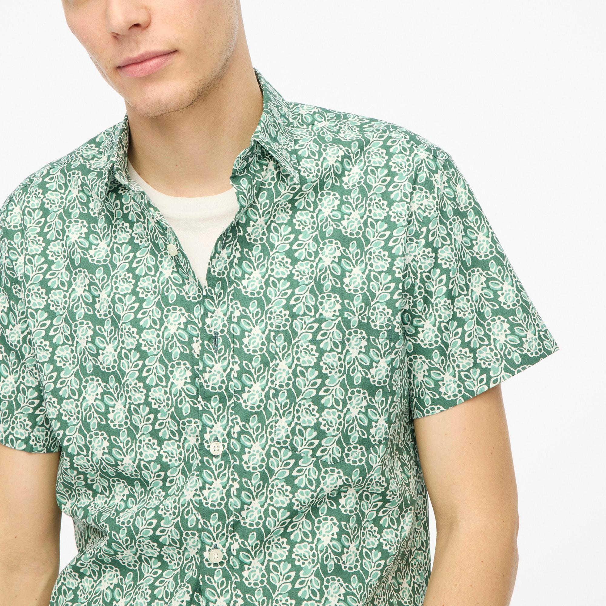 Short-sleeve printed flex casual shirt Product Image