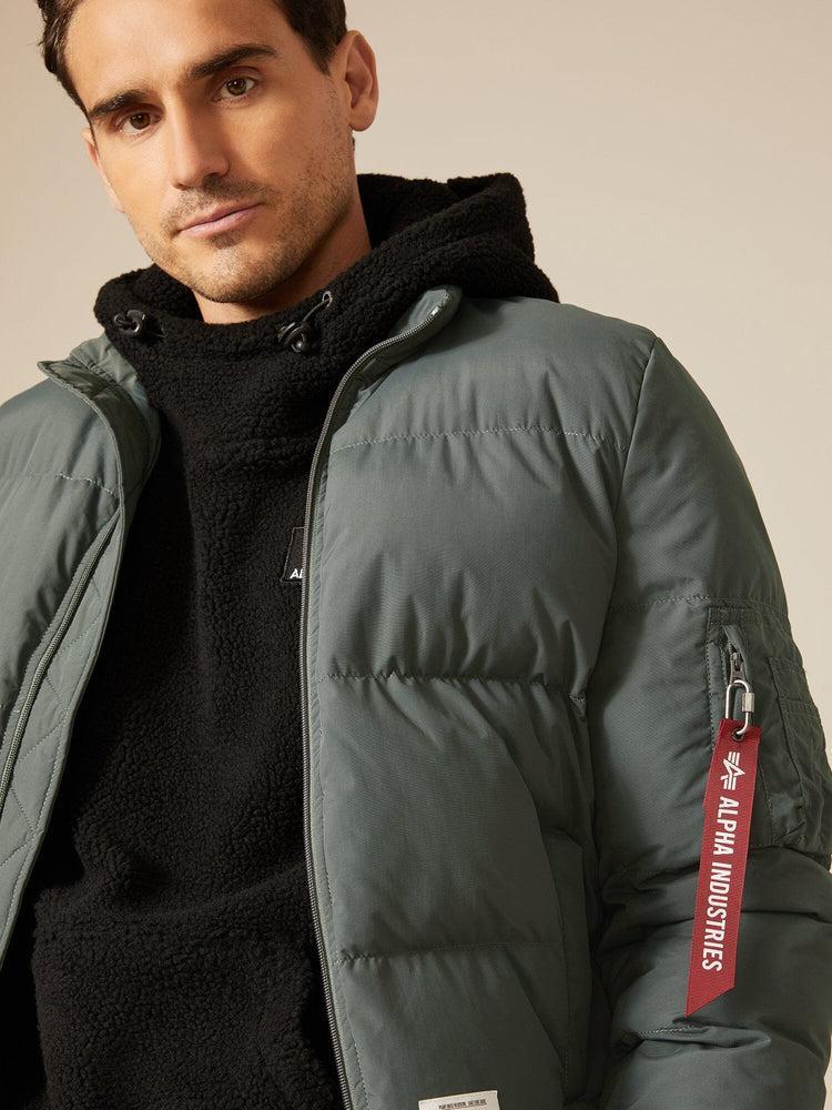 MA-1 QUILTED BOMBER JACKET Female Product Image