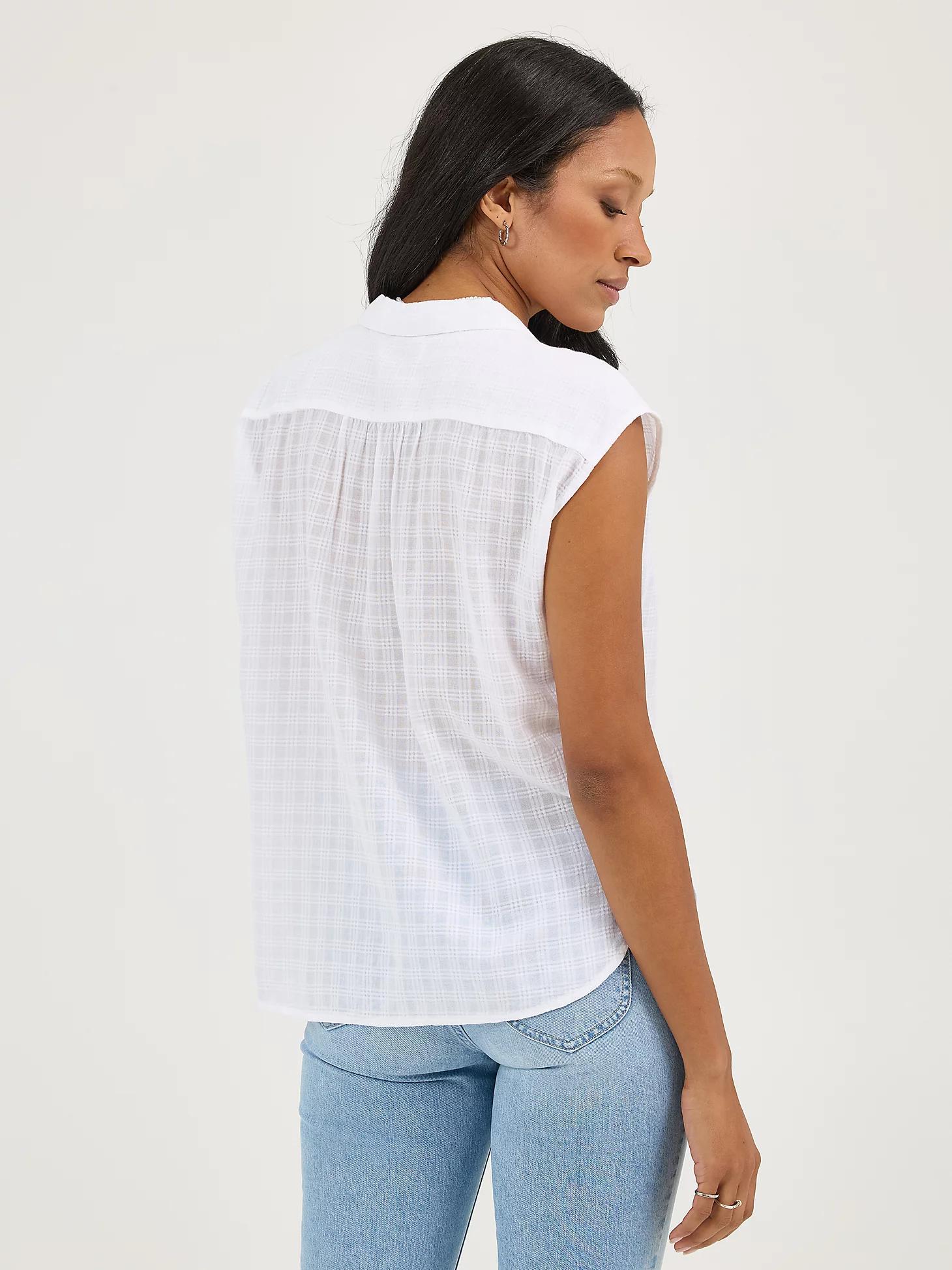 Women's Legendary Cap Sleeve Button Down Shirt | Women's Tops | Lee® Product Image