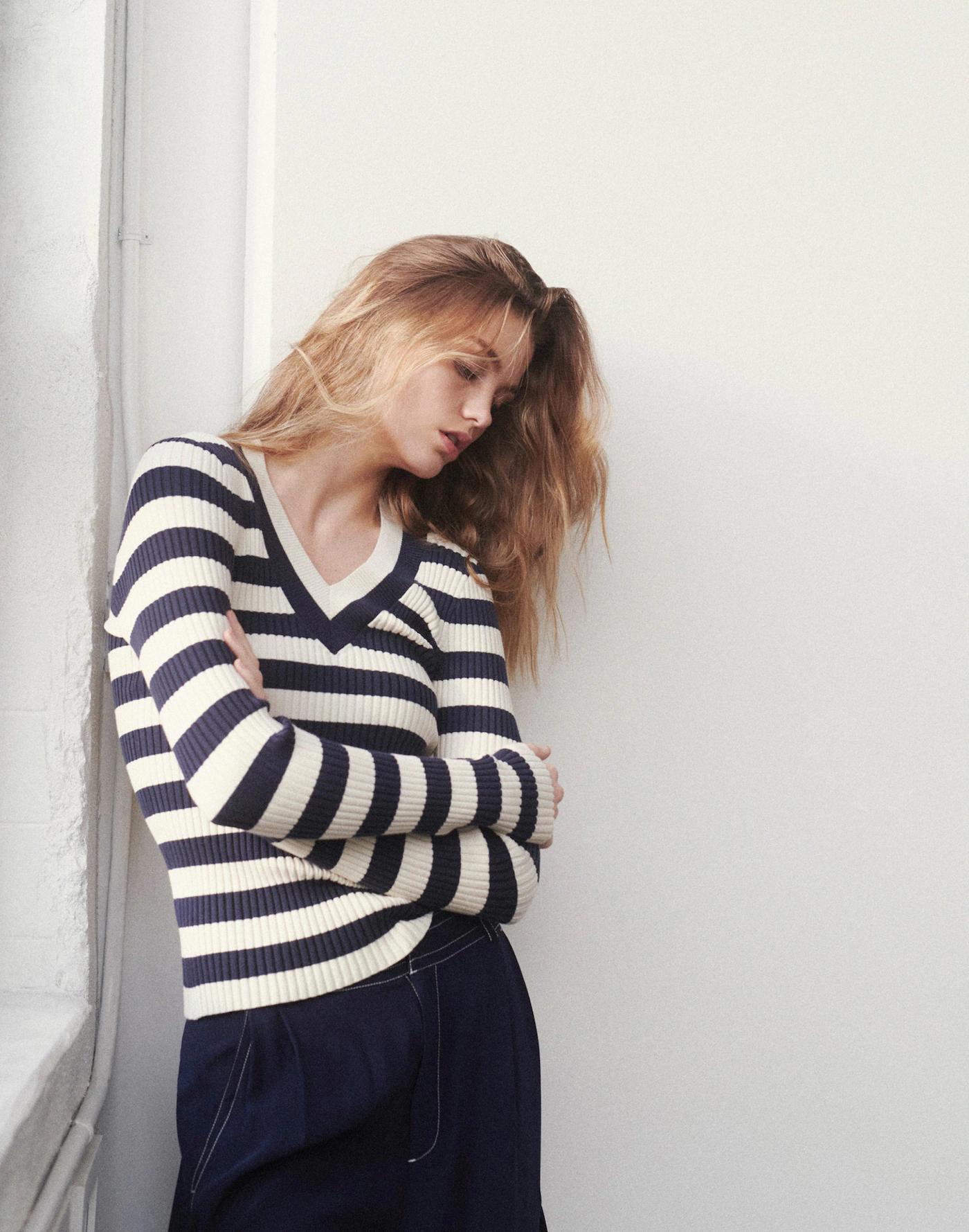 V-Neck Sweater in Stripe Product Image