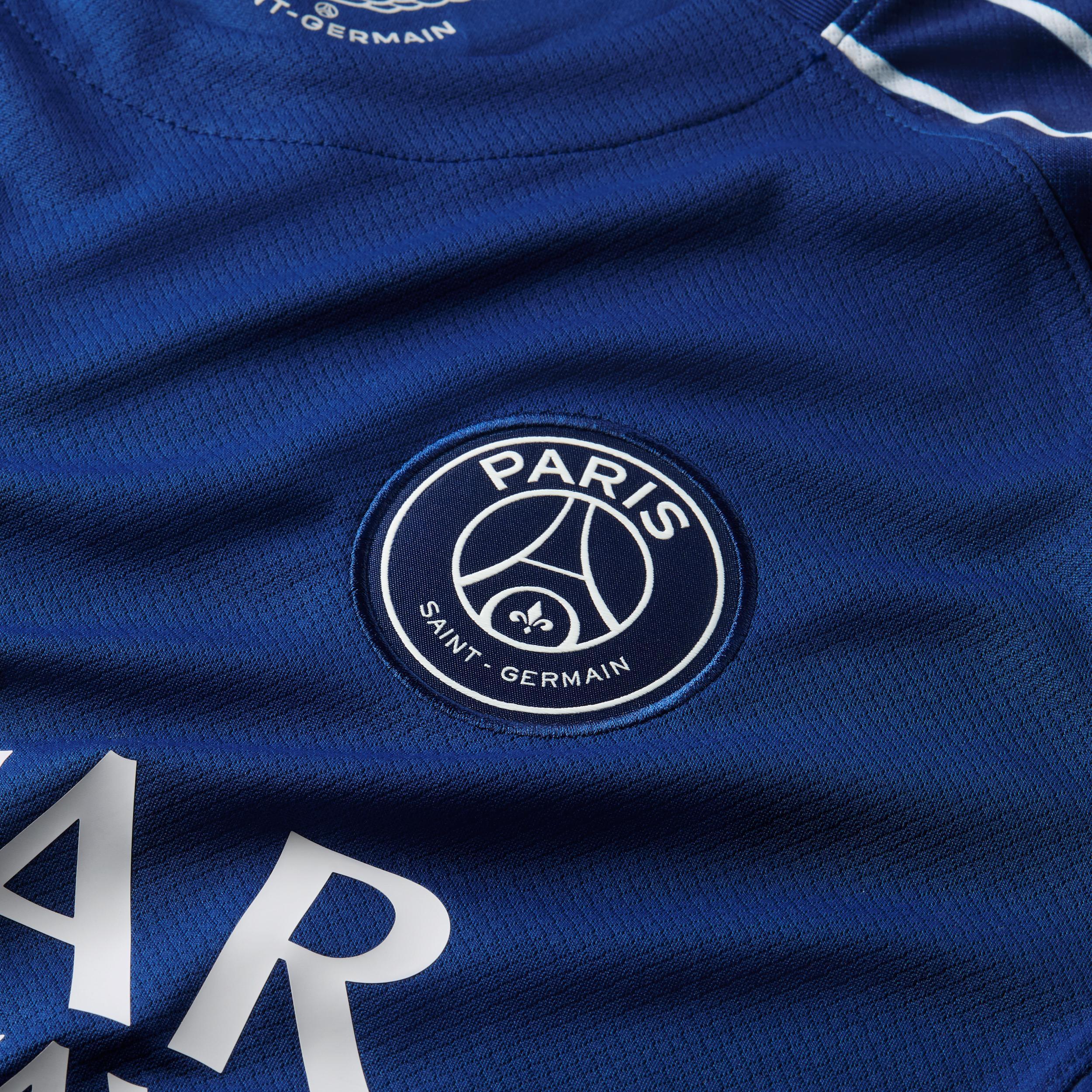 Women's Paris Saint-Germain 2024/25 Stadium Fourth Jordan Dri-FIT Soccer Replica Long-Sleeve Jersey Product Image