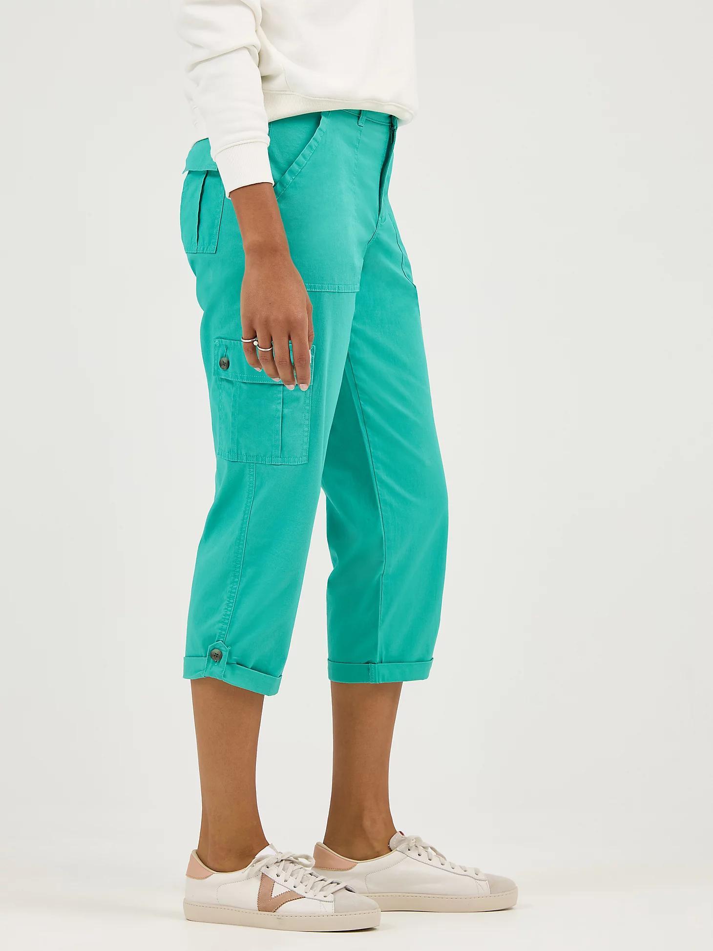 Women's Ultra Lux Comfort with Flex-to-Go Relaxed Fit Cargo Capri | Women's Capris & Crops | Lee® Product Image