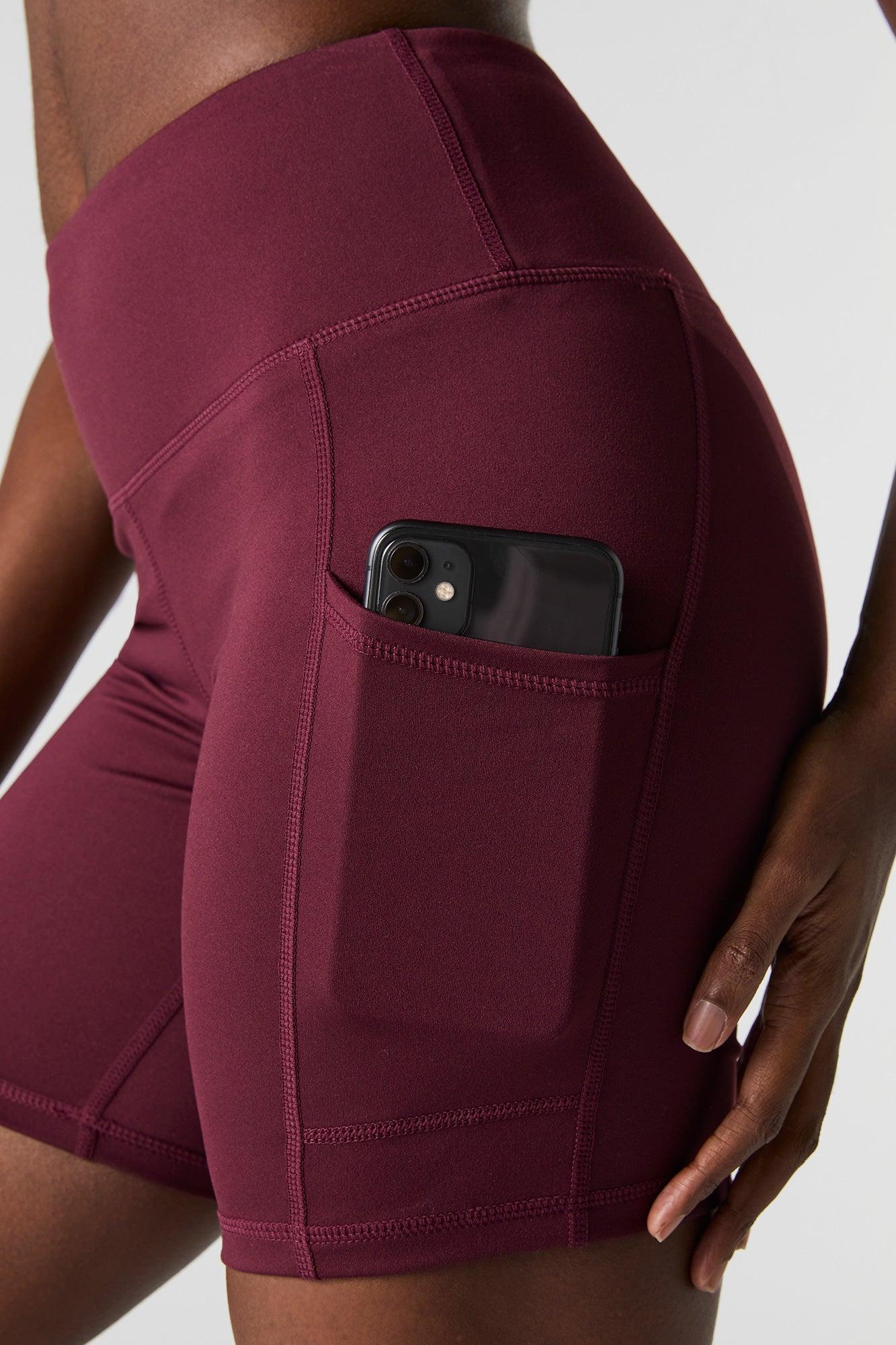 Active Side Pocket Short Female Product Image