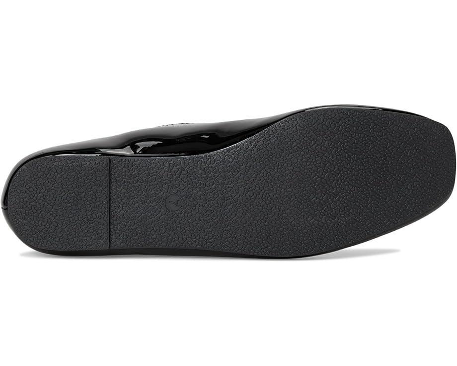 Carrie Flat Product Image