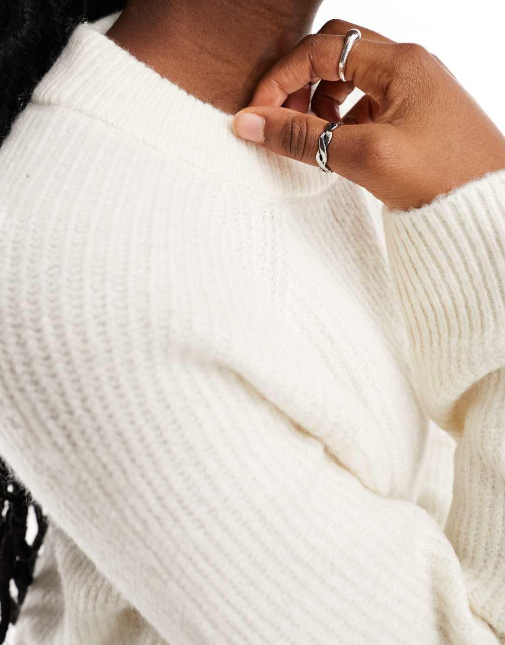 Selected Femme soft knit long sleeve sweater Product Image